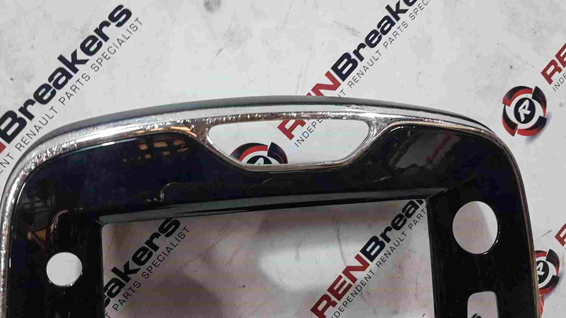 Thumb 5 Renault Clio MK4 2013-2019 Centre Heater Vents + Chrome Black Surround Trim