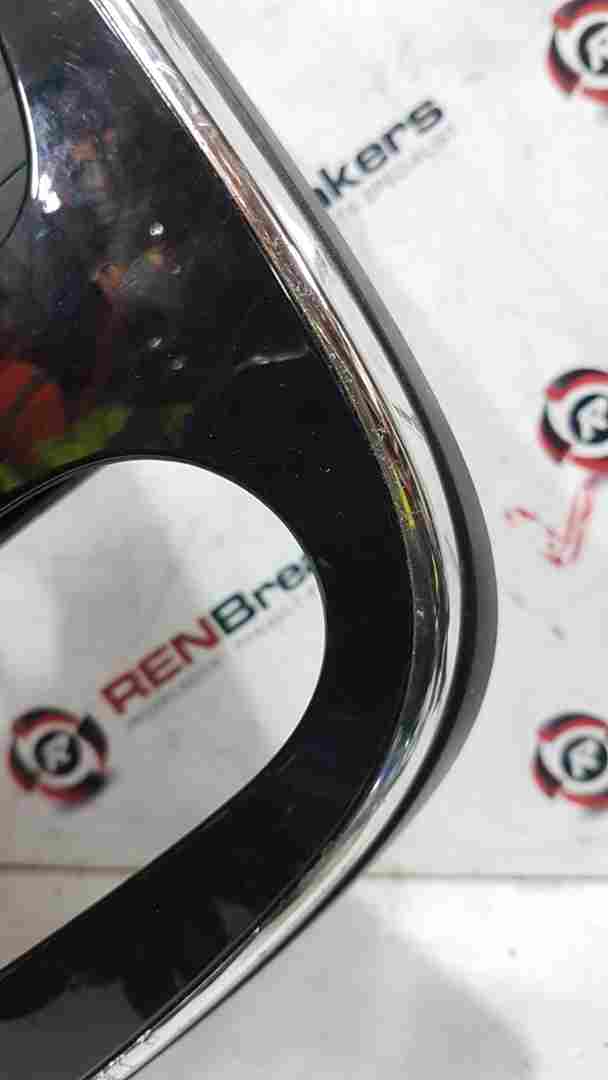 Thumb 5 Renault Clio MK4 2013-2019 Centre Heater Vents + Chrome Black Surround Trim