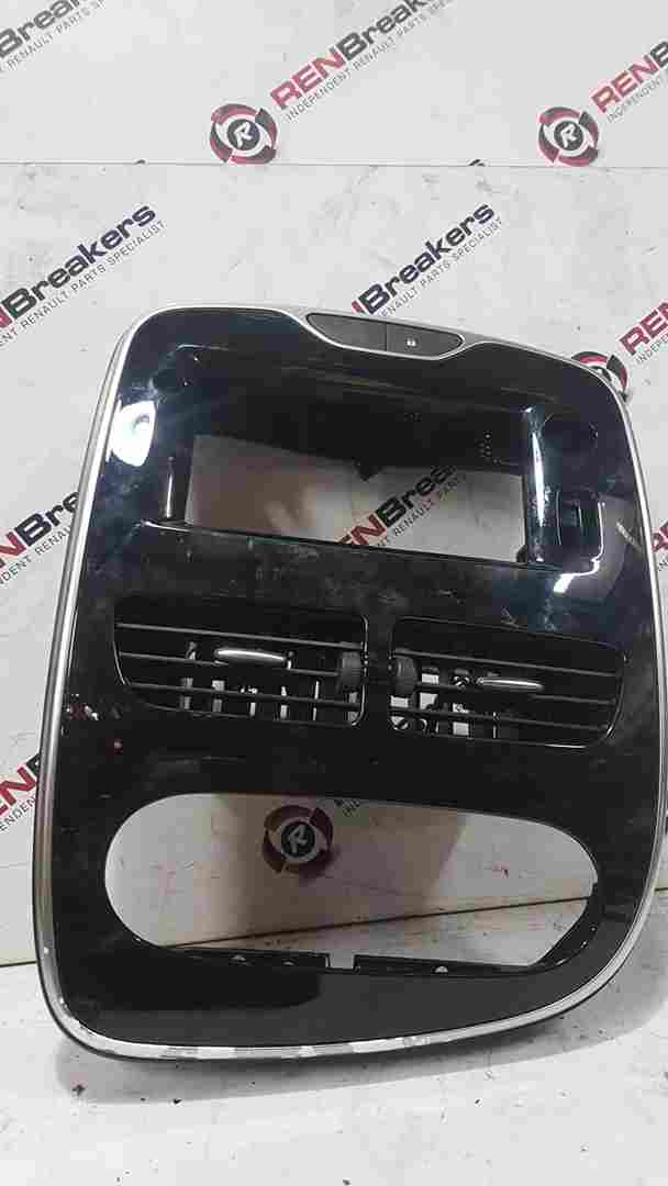 Thumb 2 Renault Clio MK4 2013-2019 Centre Heater Vents + Chrome Black Surround Trim