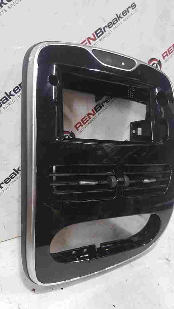 Thumb 5 Renault Clio MK4 2013-2019 Centre Heater Vents + Chrome Black Surround Trim