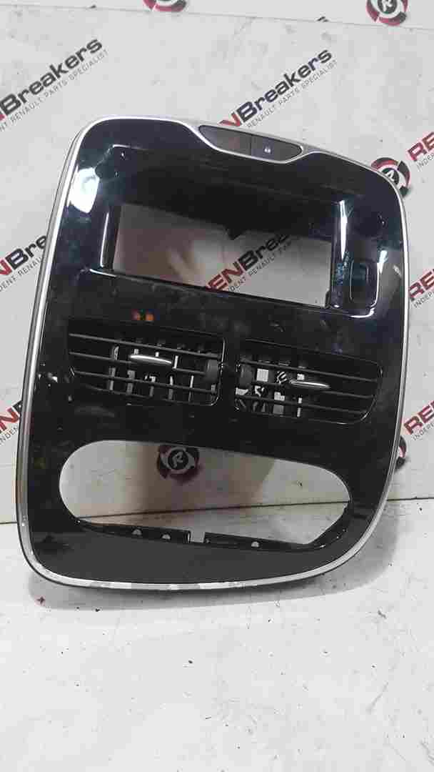 Thumb 9 Renault Clio MK4 2013-2019 Centre Heater Vents + Chrome Black Surround Trim