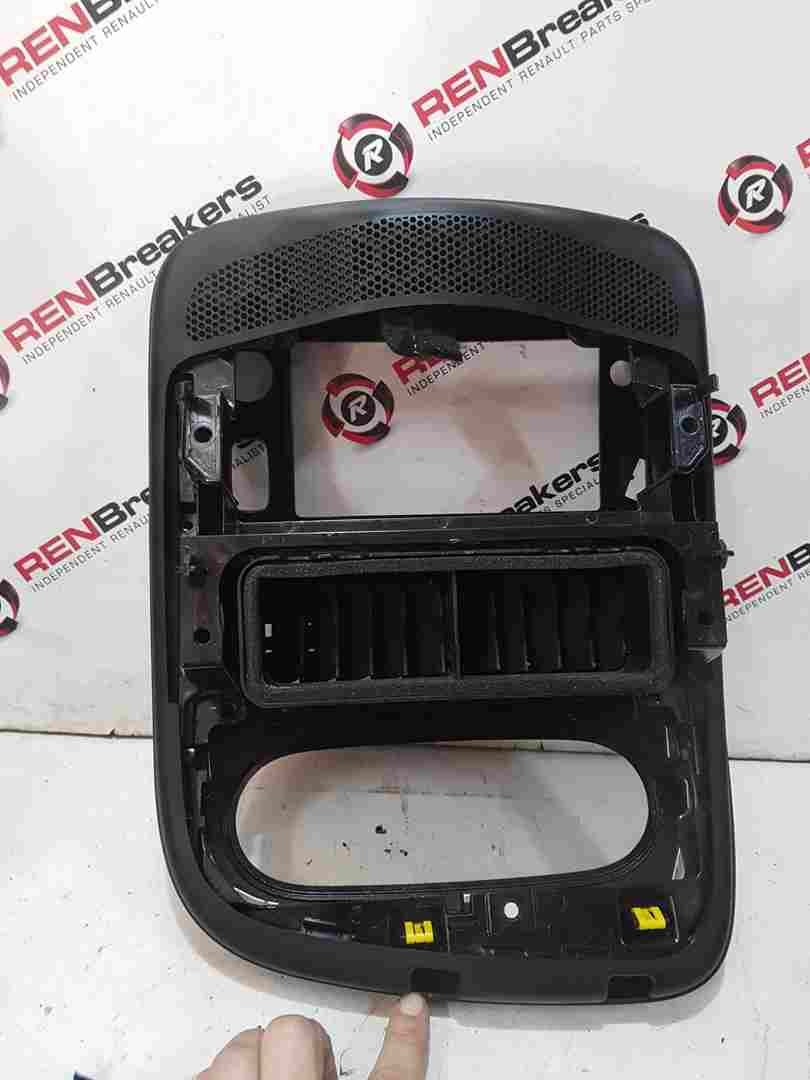 Thumb 8 Renault Clio MK4 2013-2019 Centre Heater Vents + Chrome Black Surround Trim