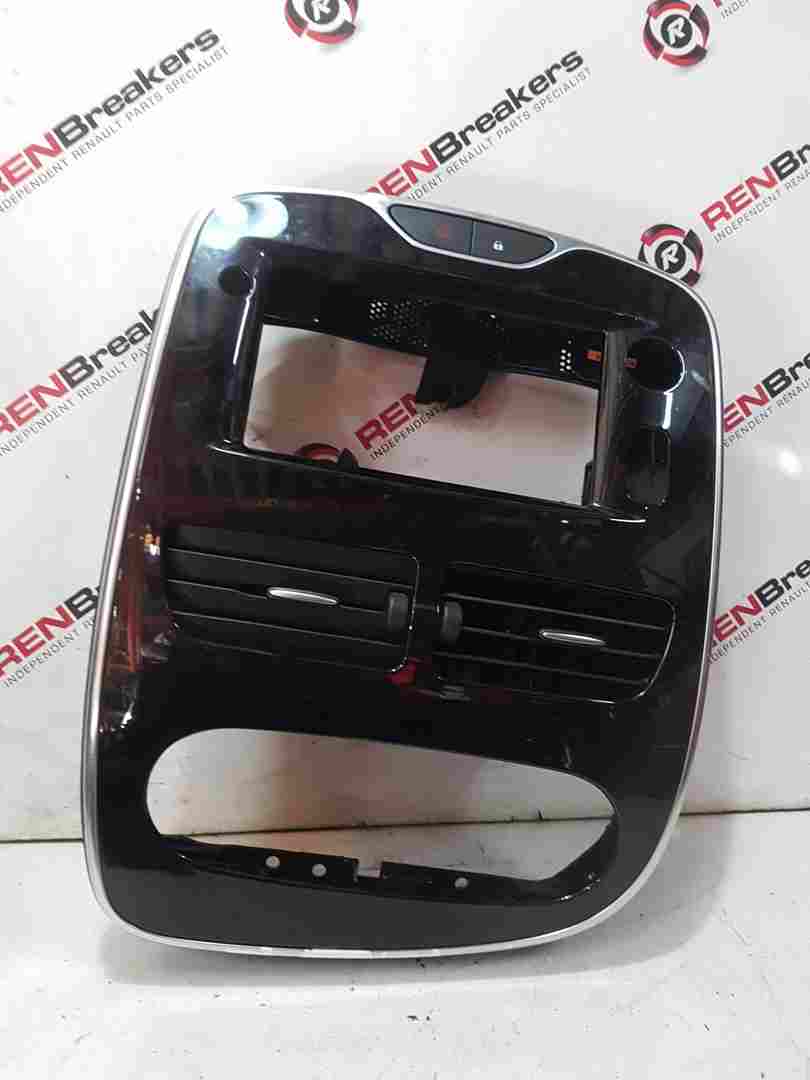 Thumb 9 Renault Clio MK4 2013-2019 Centre Heater Vents + Chrome Black Surround Trim