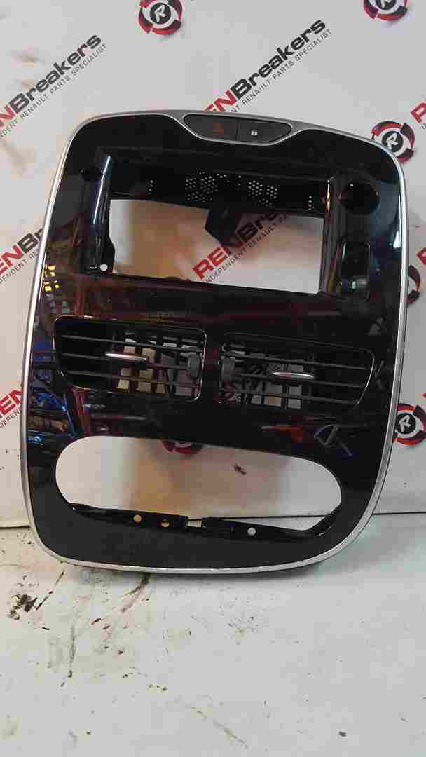 Thumb 6 Renault Clio MK4 2013-2019 Centre Heater Vents + Chrome Black Surround Trim