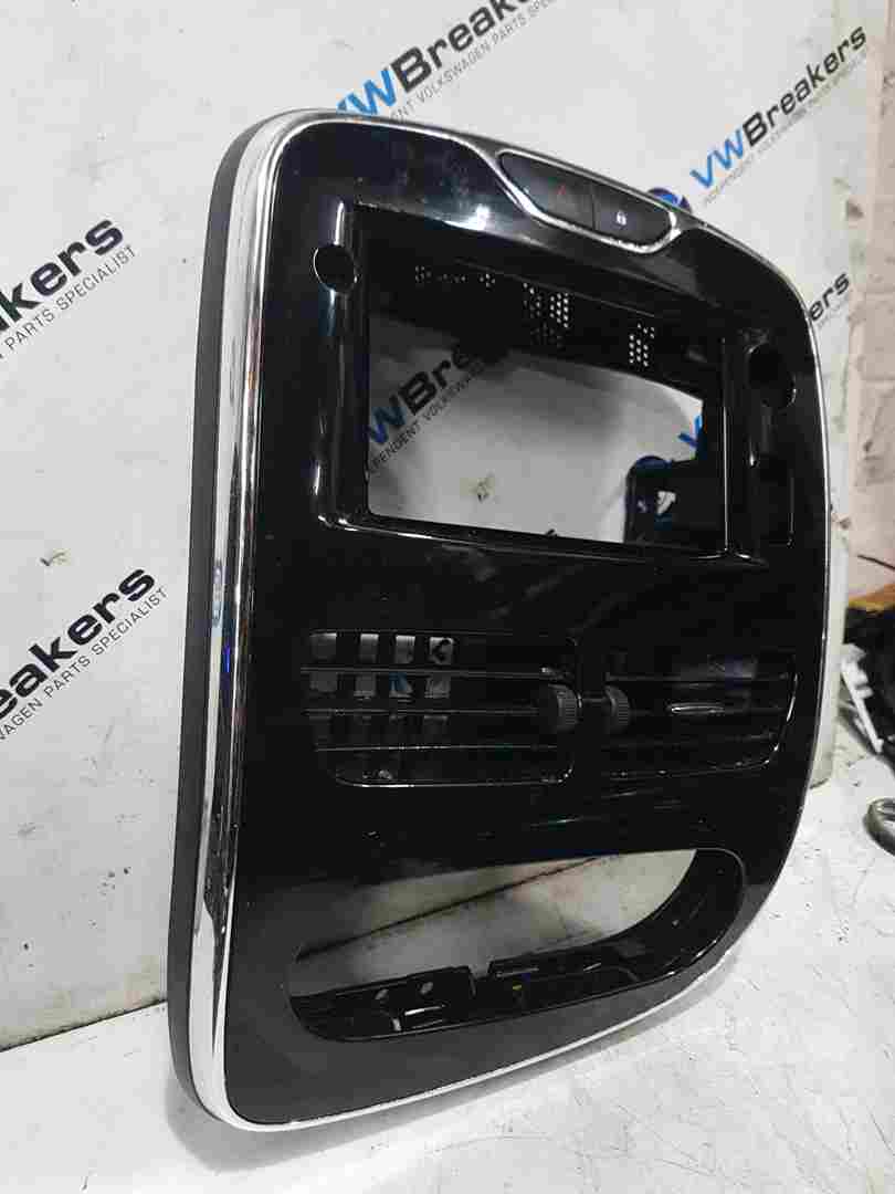 Thumb 3 Renault Clio MK4 2013-2019 Centre Media Player Heater Chrome Black Surround Trim