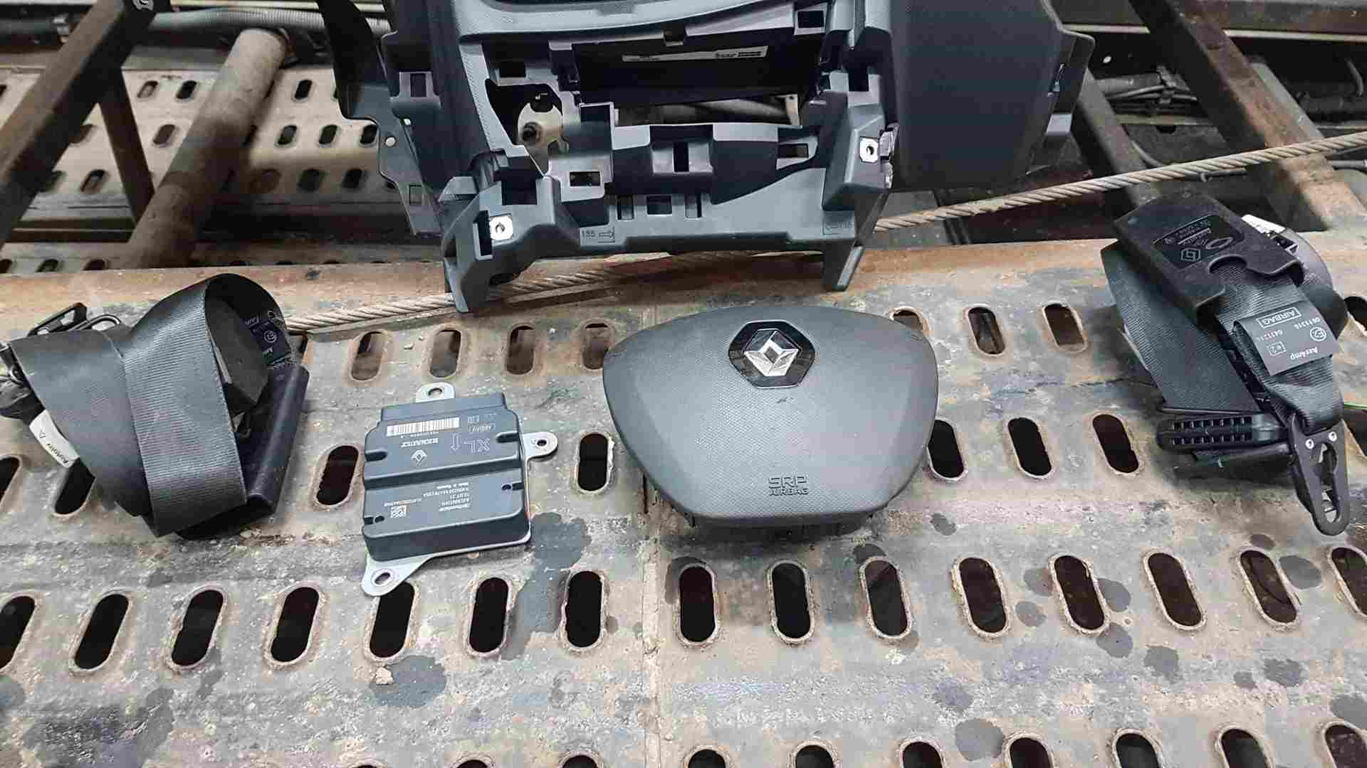 Renault Clio MK4 2013-2019 Dashboard Airbag KIT Steering Airbag  