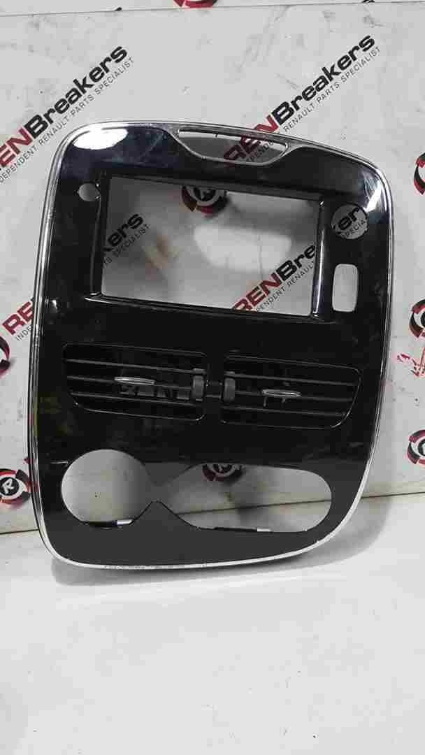 Thumb 7 Renault Clio MK4 2013-2019 Dashboard Centre Heater Controls Surround Gloss Black