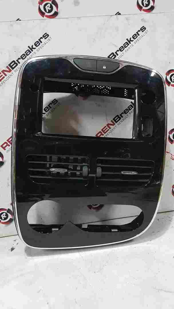 Thumb 7 Renault Clio MK4 2013-2019 Dashboard Centre Heater Controls Surround Gloss Black
