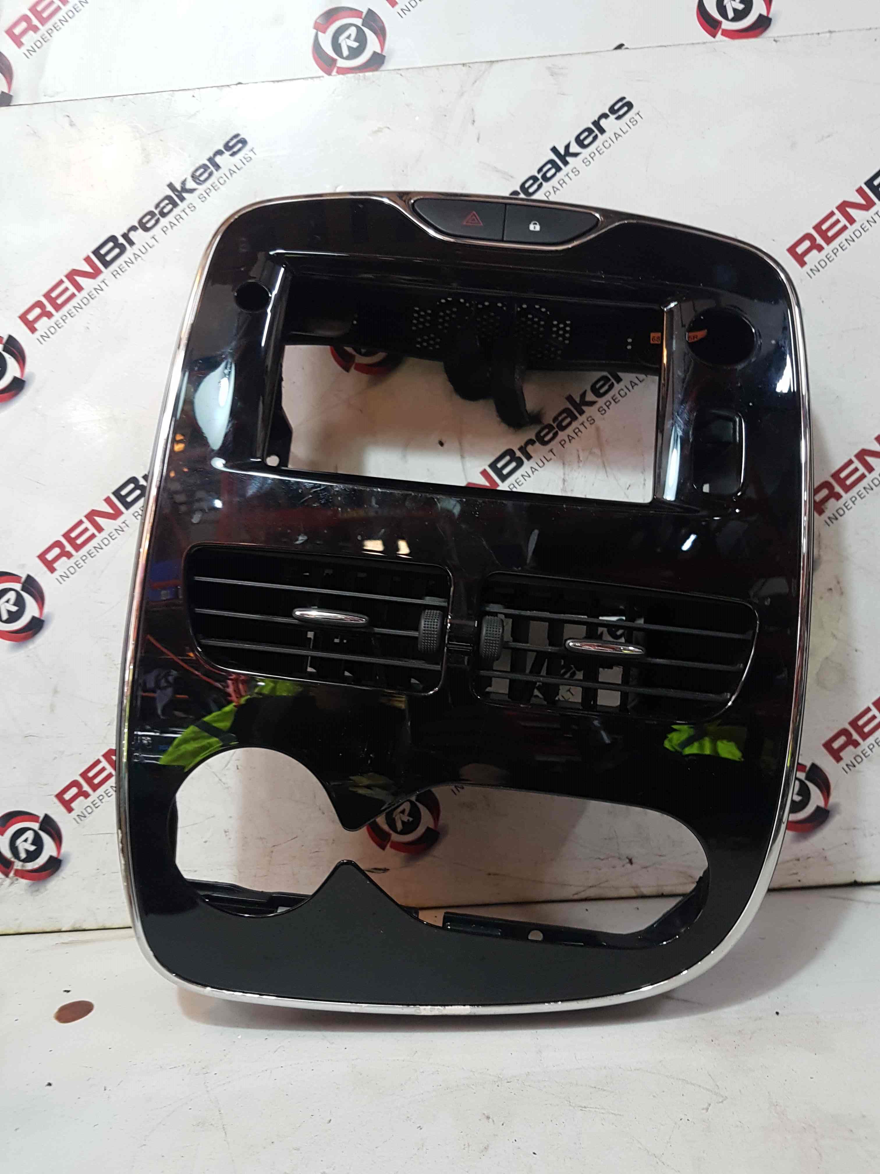 Thumb 9 Renault Clio MK4 2013-2019 Dashboard Centre Heater Controls Surround Gloss Black