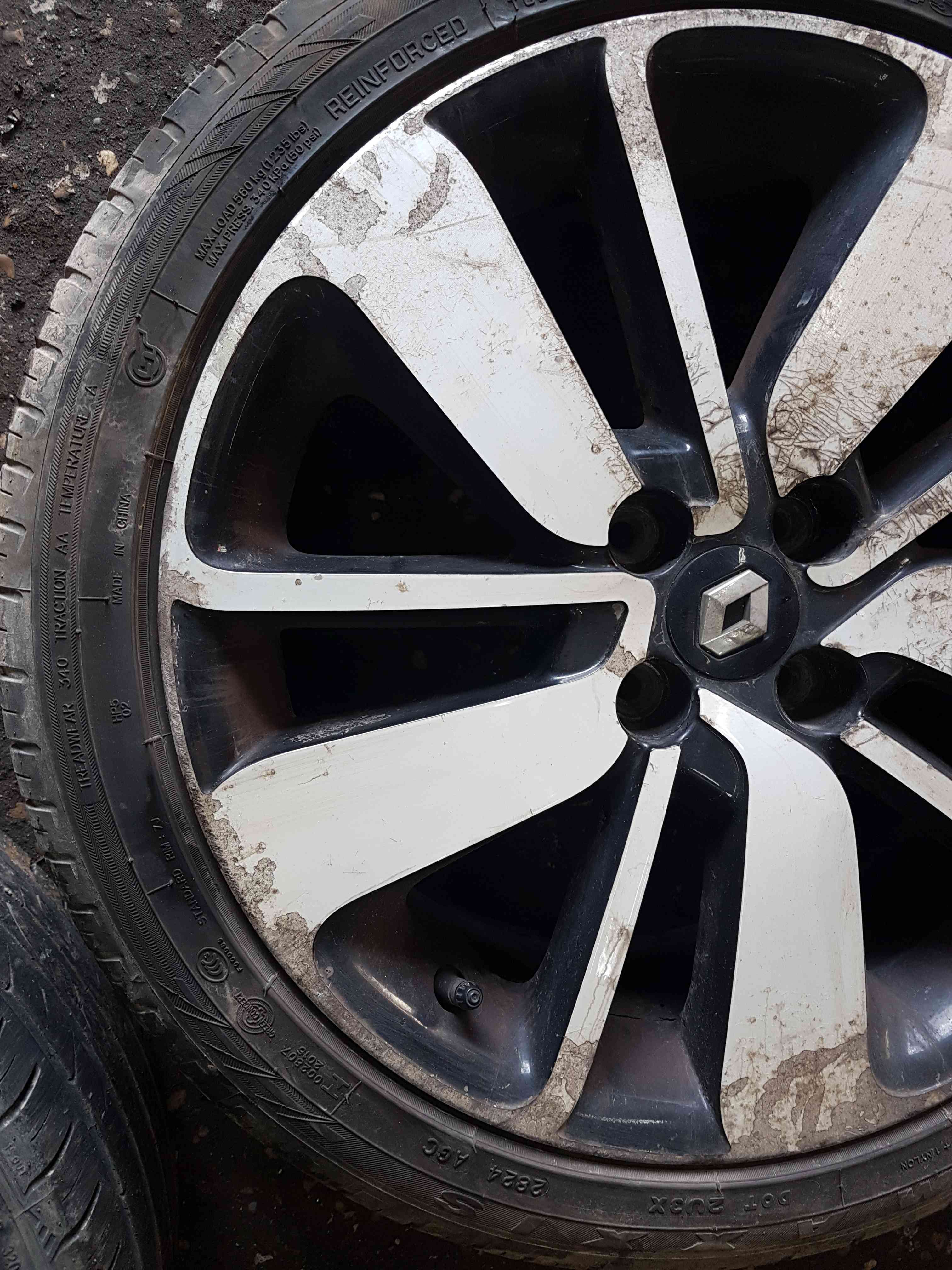 Thumb 6 Renault Clio MK4 2013-2019 Drenalic Alloy Wheel + Tyre 205 45 17 5mm Tread 2/5