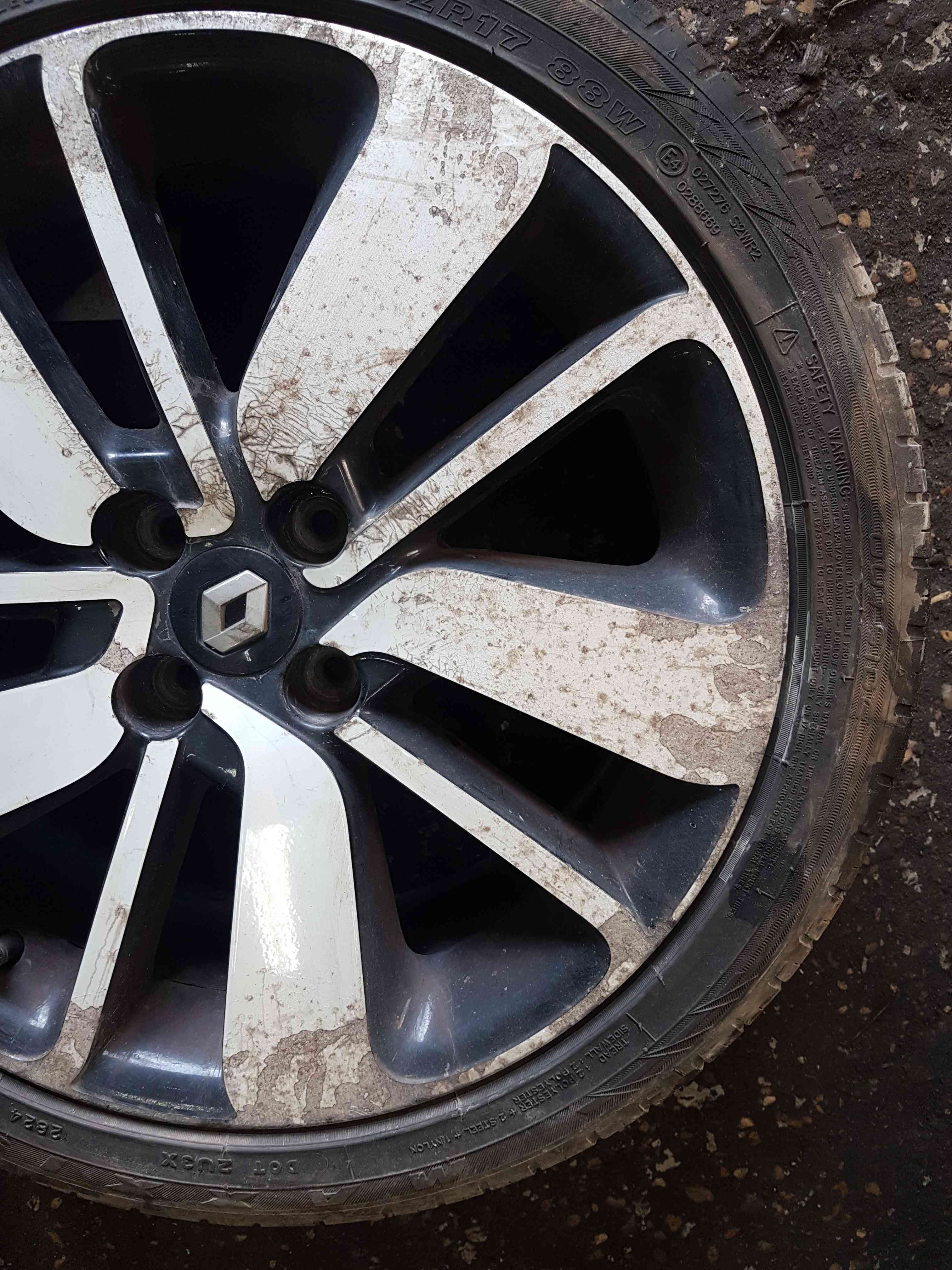 Thumb 8 Renault Clio MK4 2013-2019 Drenalic Alloy Wheel + Tyre 205 45 17 5mm Tread 2/5