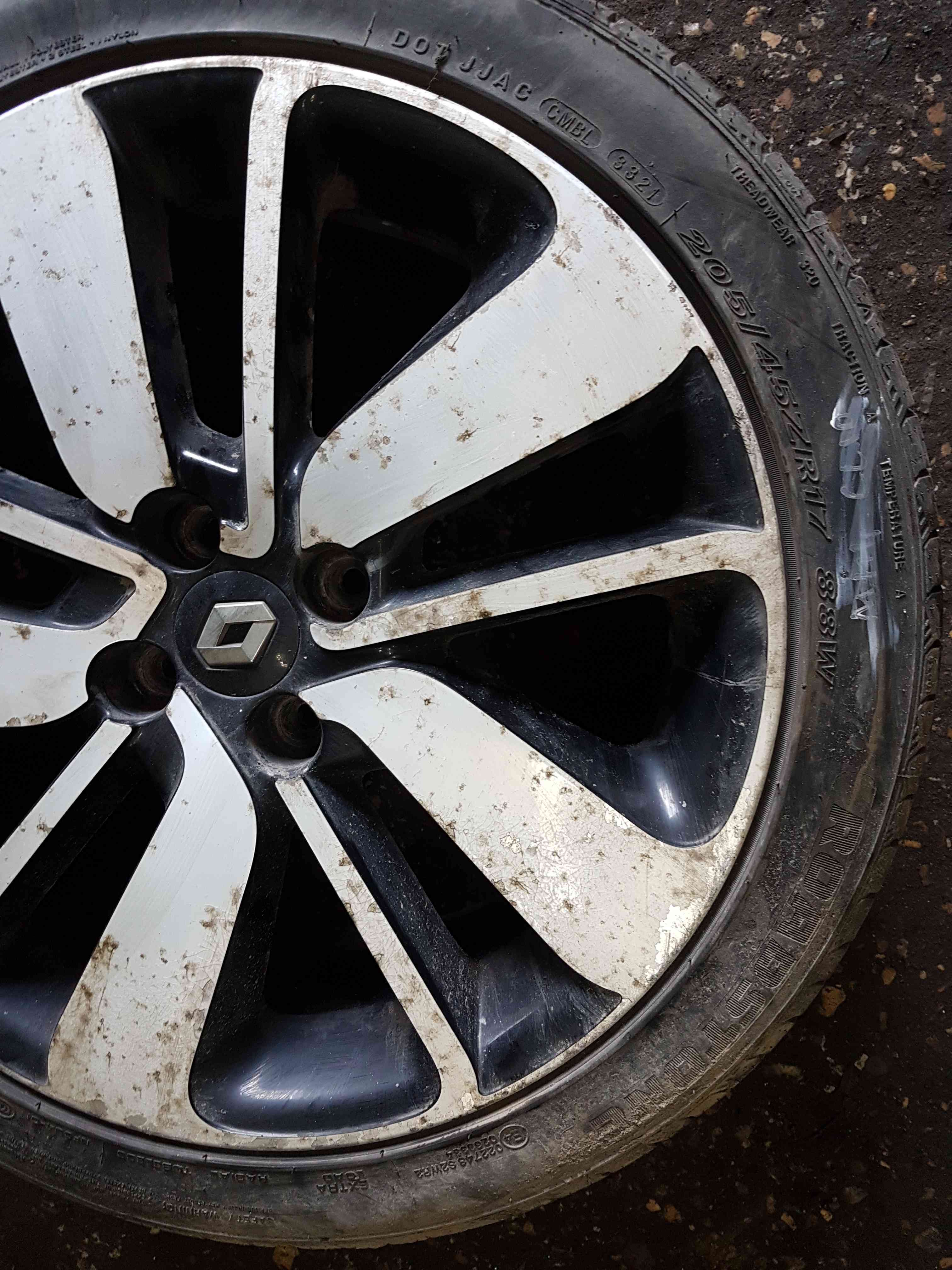 Thumb 4 Renault Clio MK4 2013-2019 Drenalic Alloy Wheel + Tyre 205 45 17 5mm Tread 2/5