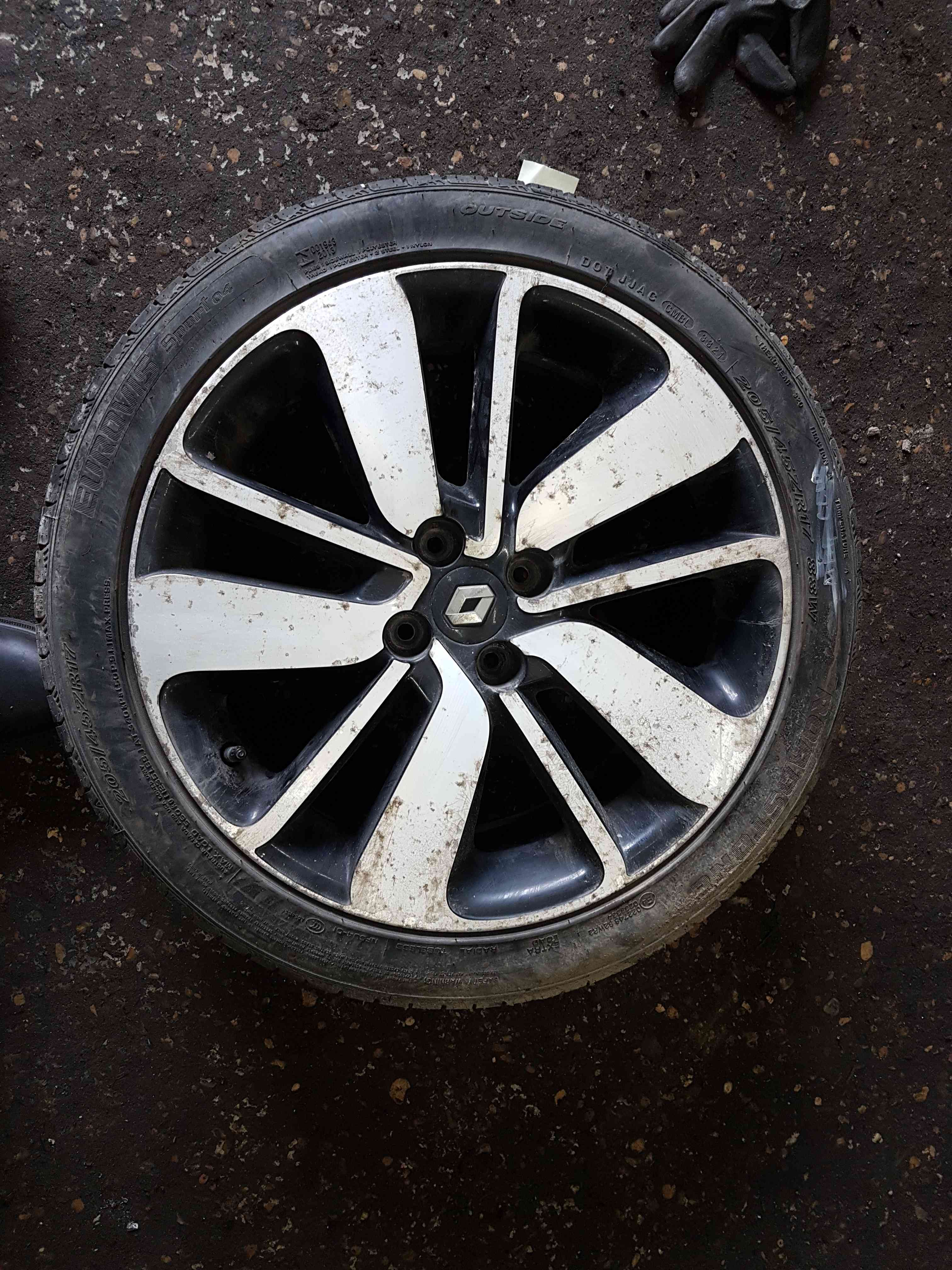 Thumb 7 Renault Clio MK4 2013-2019 Drenalic Alloy Wheel + Tyre 205 45 17 5mm Tread 2/5