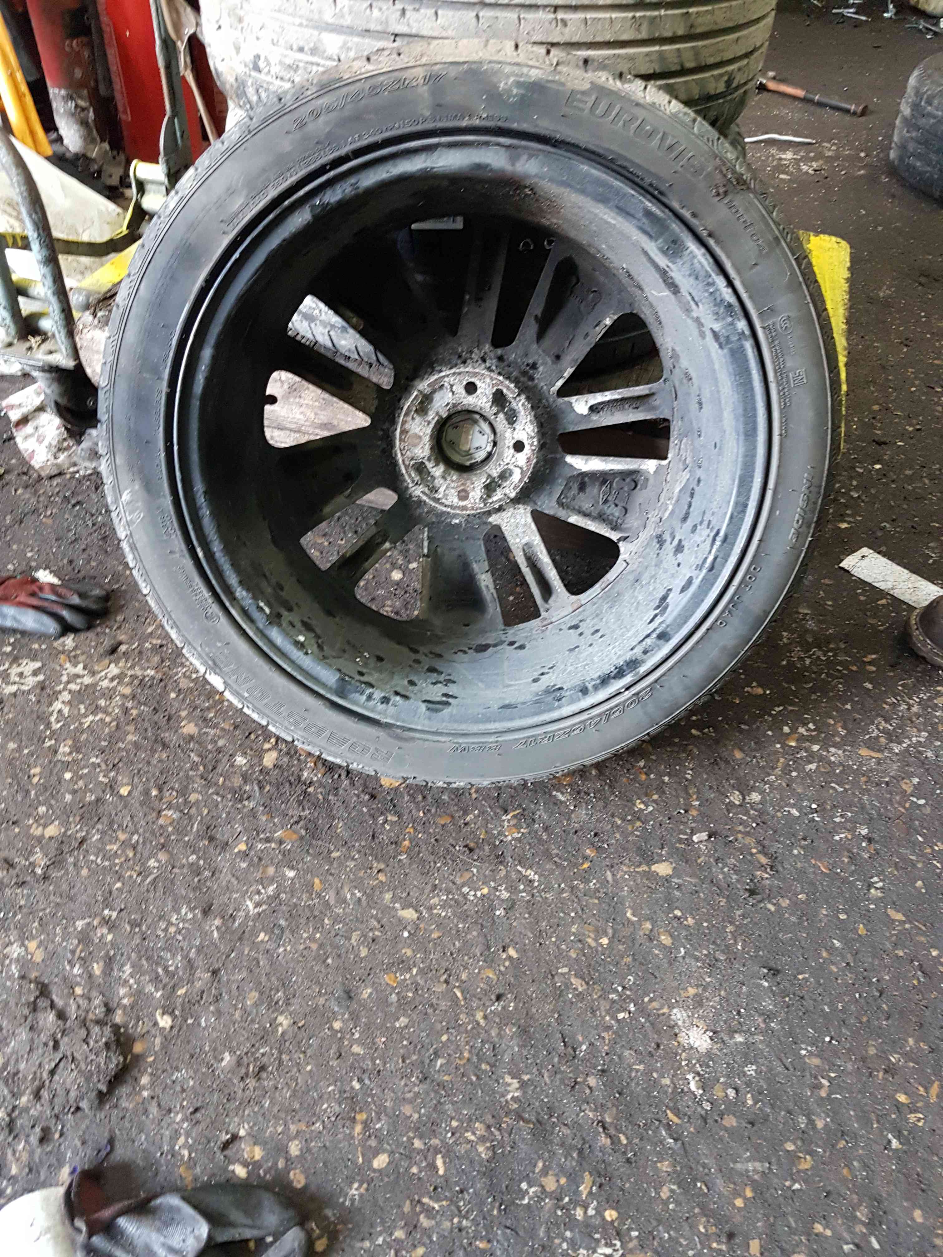 Thumb 9 Renault Clio MK4 2013-2019 Drenalic Alloy Wheel + Tyre 205 45 17 5mm Tread 2/5