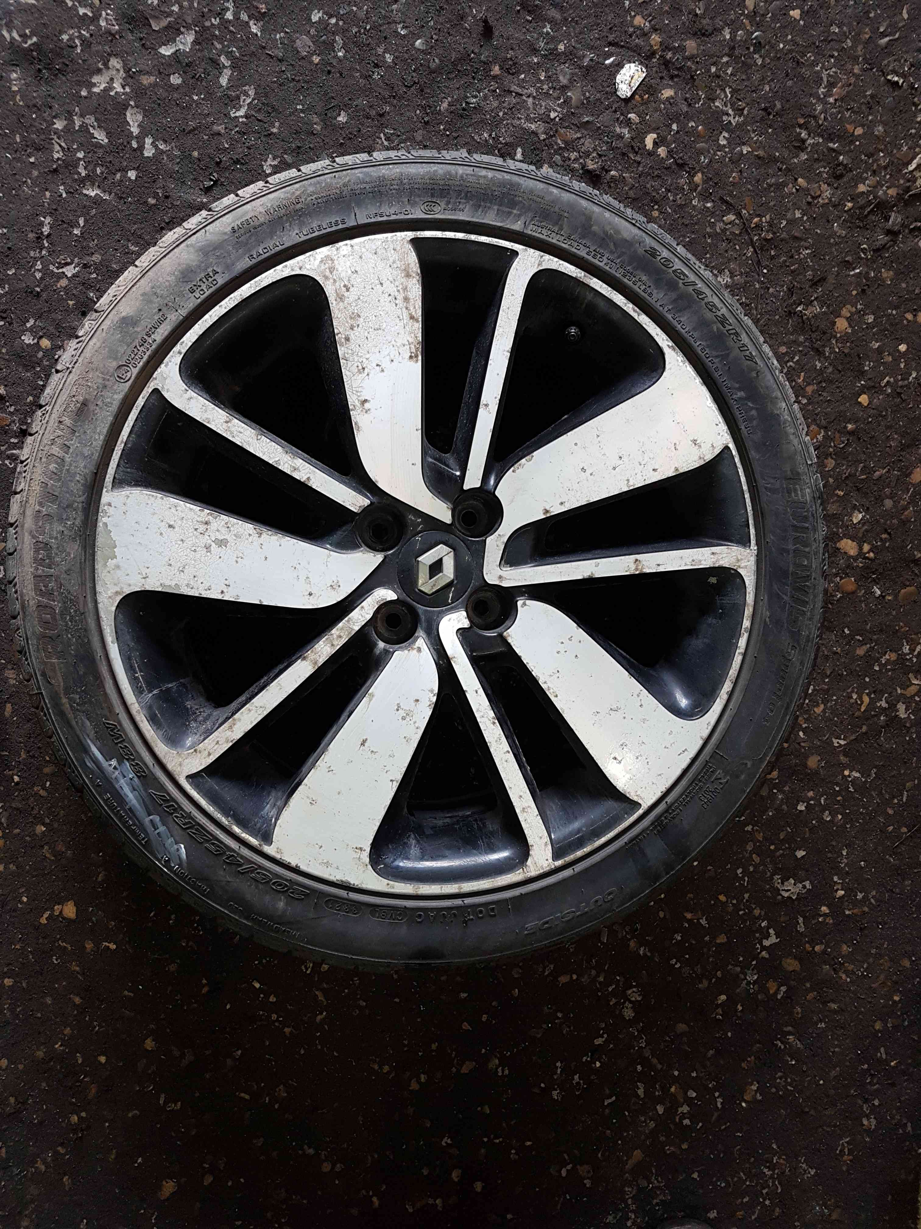 Thumb 11 Renault Clio MK4 2013-2019 Drenalic Alloy Wheel + Tyre 205 45 17 5mm Tread 2/5