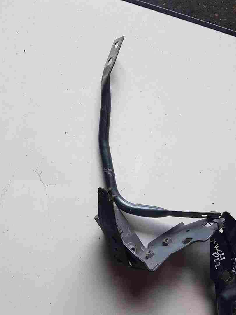 Thumb 4 Renault Clio MK4 2013-2019 Drivers OSF Front Bumper Support Brackets Gray