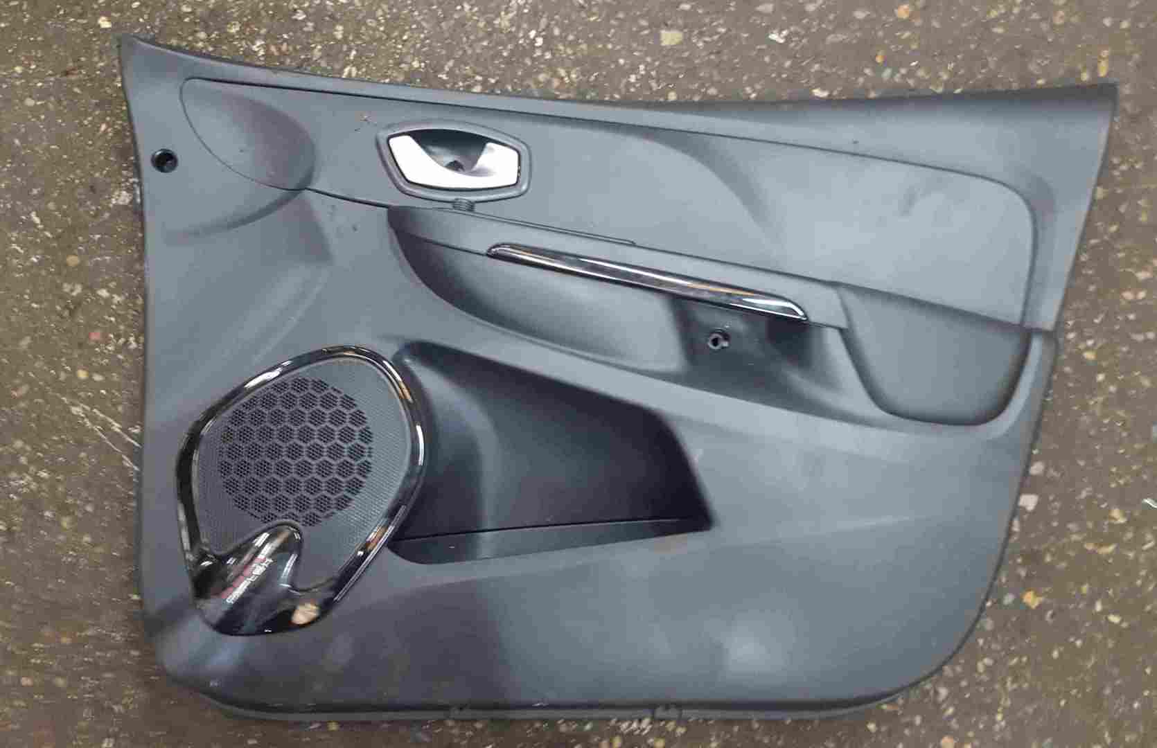 Thumb 2 Renault Clio MK4 2013-2019 Drivers OSF Front Door Card Insert