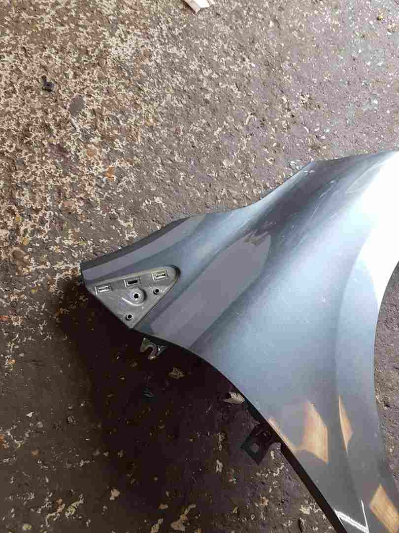Thumb 4 Renault Clio MK4 2013-2019 Drivers Os OSF Wing Black Tekpn Gray
