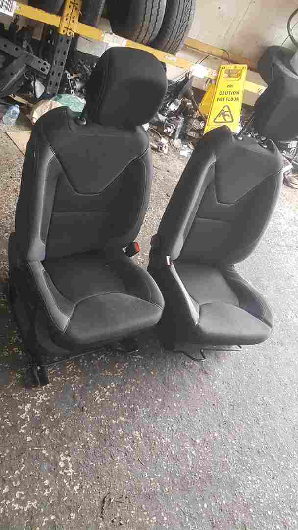 Thumb 4 Renault Clio MK4 2013-2019 FL Front Seats Chairs NSF Osf Driver Passenger