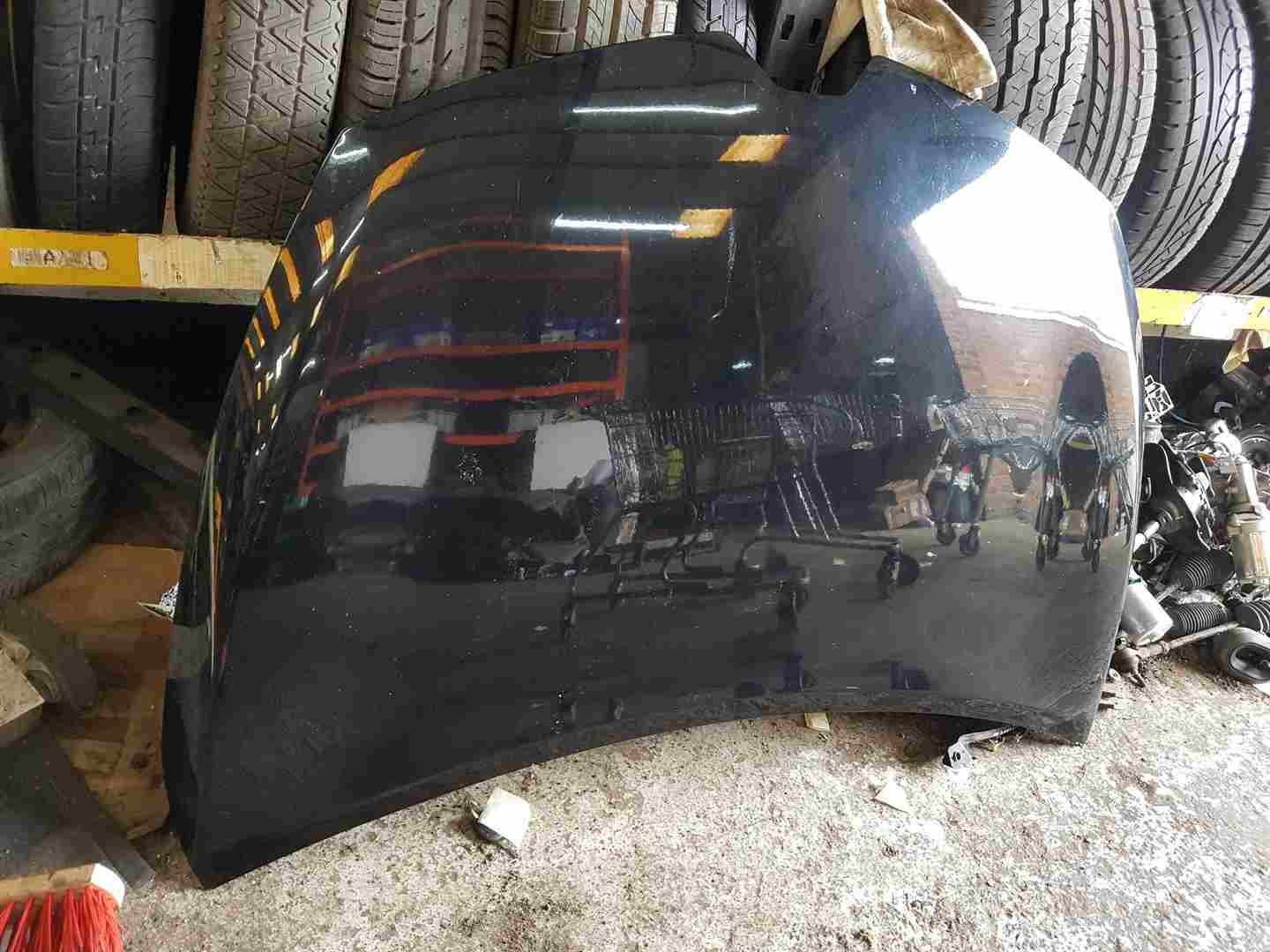 Thumb 8 Renault Clio MK4 2013-2019 Front Bonnet Black Tegne dent
