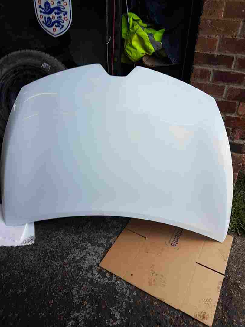 Thumb 9 Renault Clio MK4 2013-2019 Front Bonnet Ov369 White 