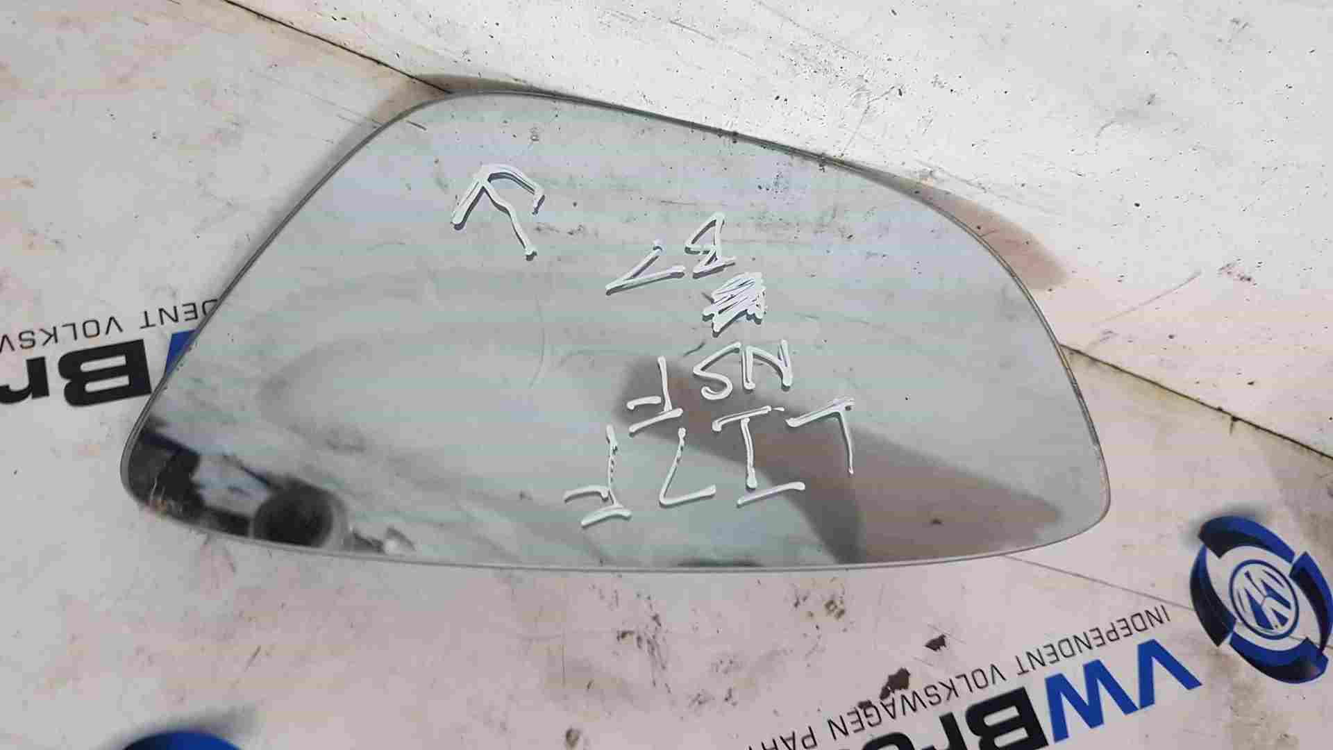 Thumb 4 Renault Clio MK4 2013-2019 Front Bonnet White Ov369