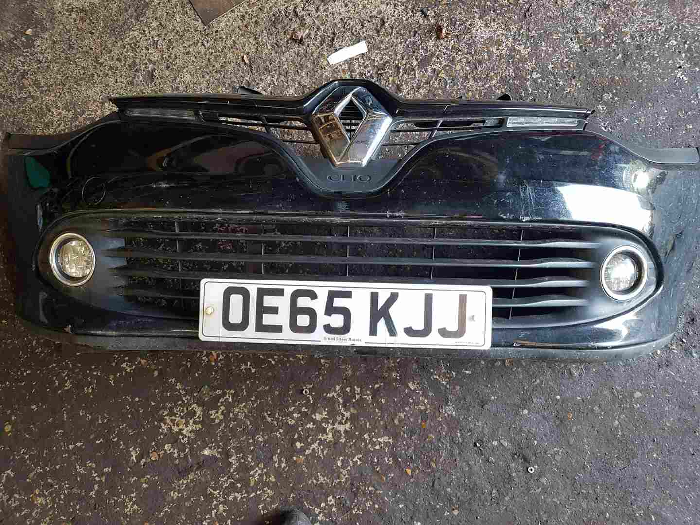 Thumb 2 Renault Clio MK4 2013-2019 Front Bumper Black Tegne