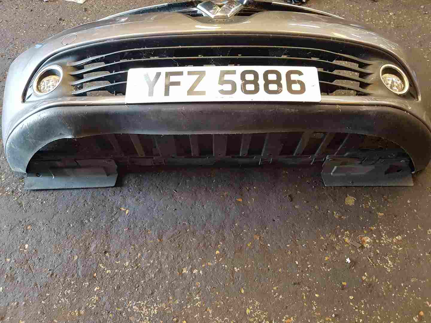 Thumb 4 Renault Clio MK4 2013-2019 Front Bumper Grey Tekng + Grills + Lights
