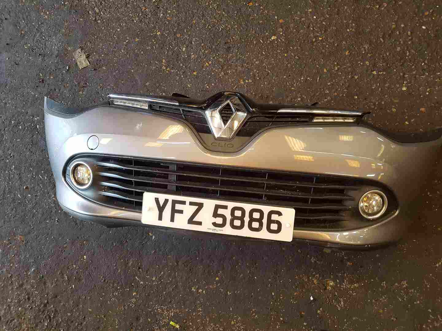 Thumb 7 Renault Clio MK4 2013-2019 Front Bumper Grey Tekng + Grills + Lights