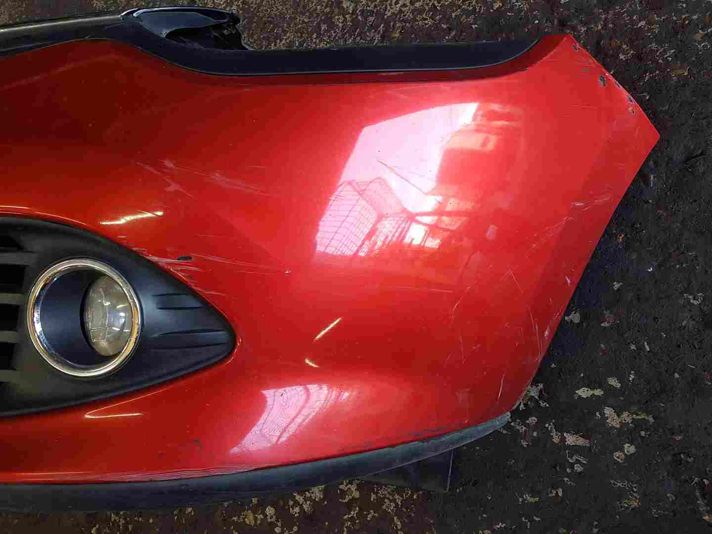 Thumb 2 Renault Clio MK4 2013-2019 Front Bumper RED Tennp