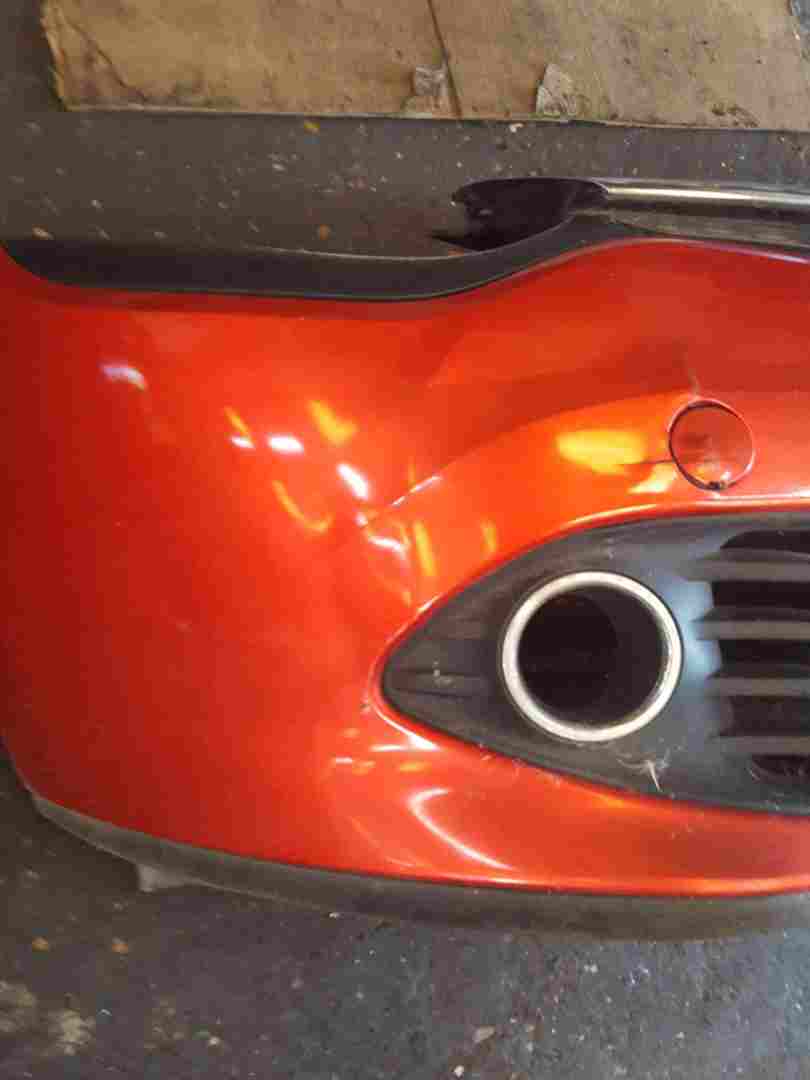 Thumb 2 Renault Clio MK4 2013-2019 Front Bumper RED Tennp Soime Damage