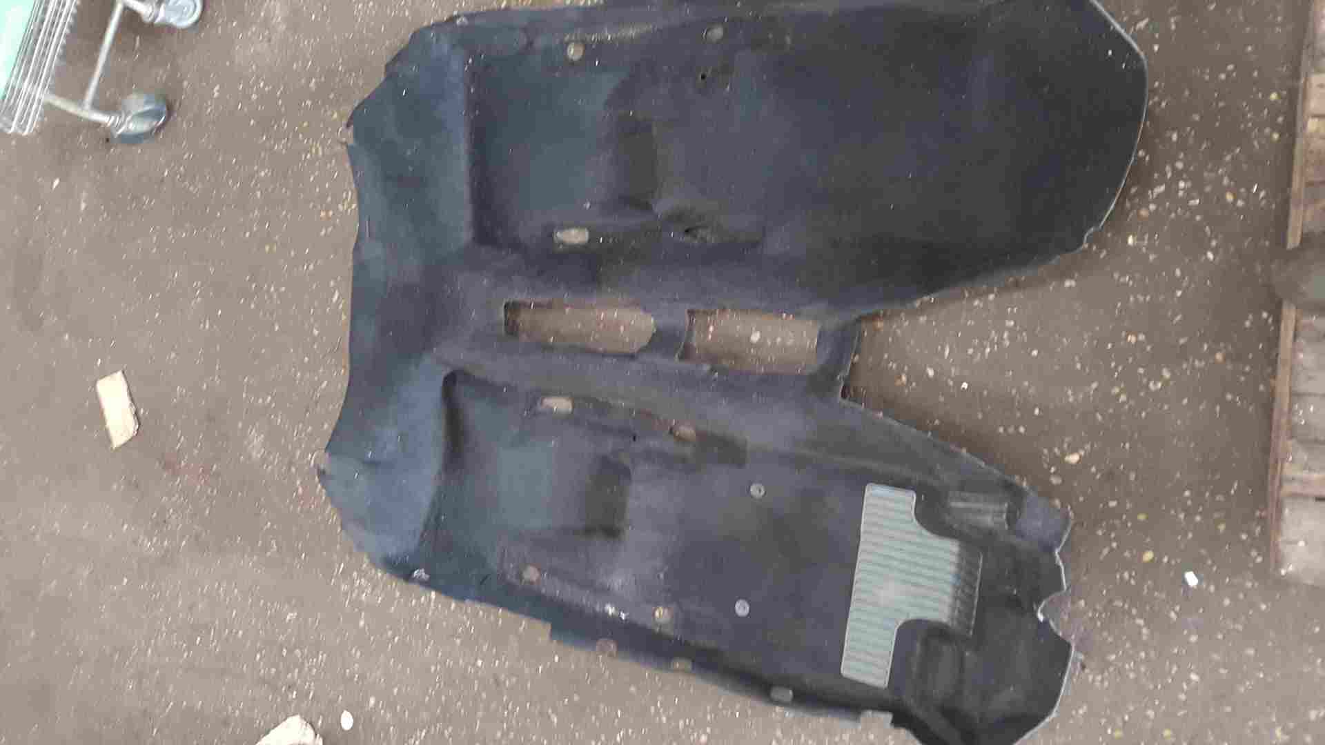Thumb 4 Renault Clio MK4 2013-2019 Full Carpet Black 5 Door 