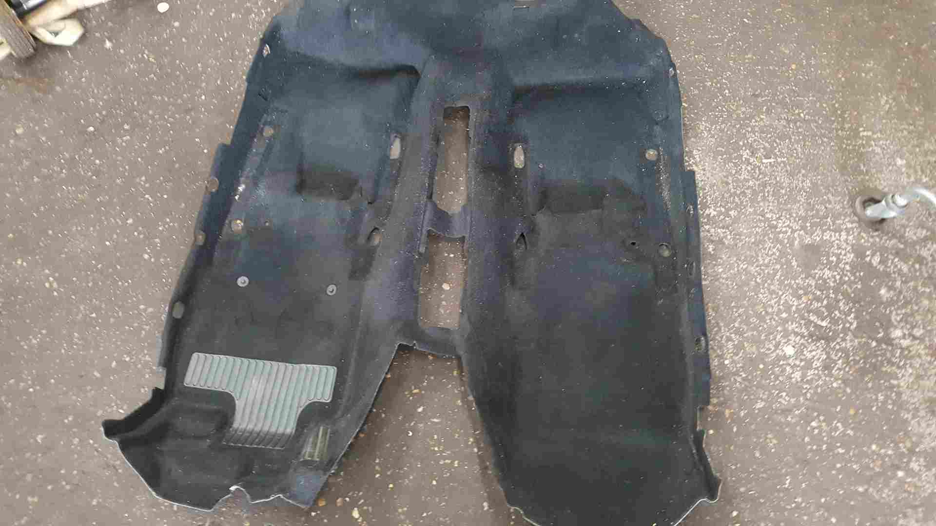 Thumb 5 Renault Clio MK4 2013-2019 Full Carpet Black 5 Door 