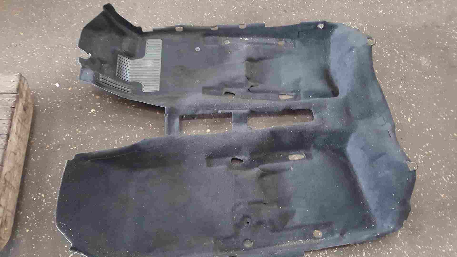 Thumb 6 Renault Clio MK4 2013-2019 Full Carpet Black 5 Door 