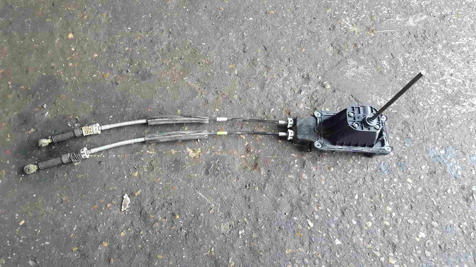 Renault Clio MK4 2013-2019 Gearstick Mechanism Cables Shifter 349014605R