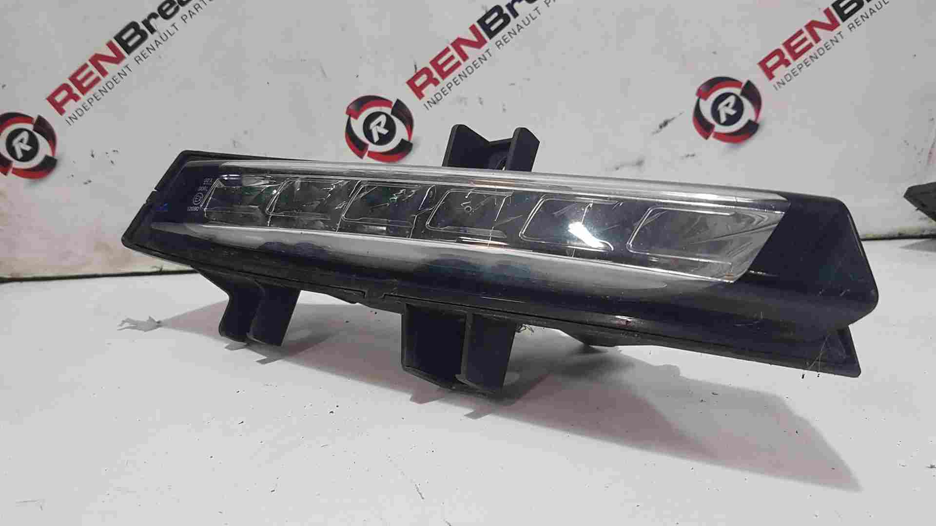 Thumb 2 Renault Clio MK4 2013-2019 Gt Line Drivers OSF Front DAY Time Running Light