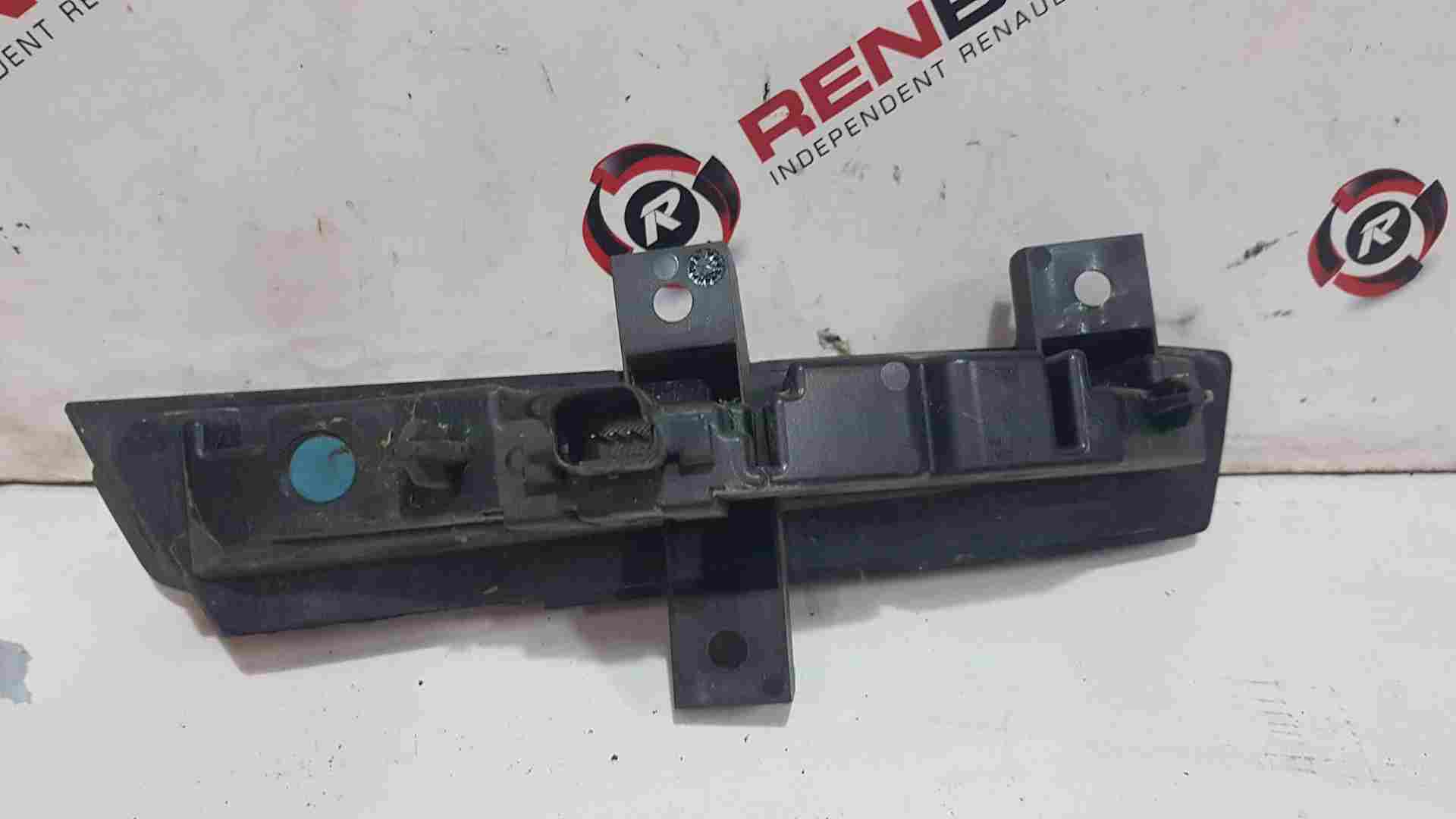 Thumb 5 Renault Clio MK4 2013-2019 Gt Line Passenger NSF Front DAY Time Running Light