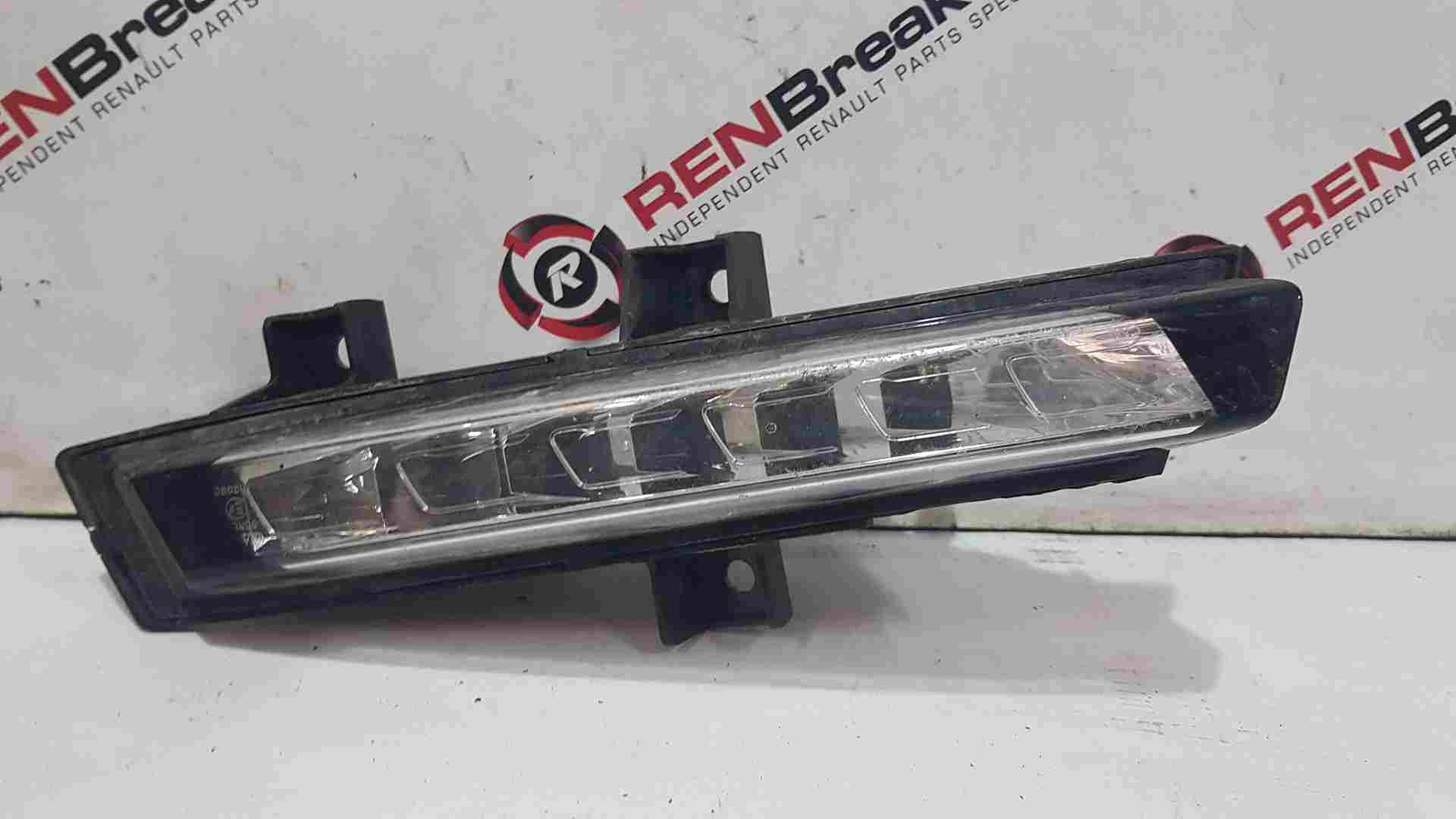 Thumb 6 Renault Clio MK4 2013-2019 Gt Line Passenger NSF Front DAY Time Running Light