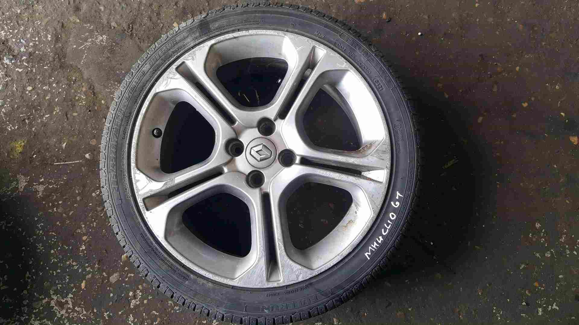 Thumb 5 Renault Clio MK4 2013-2019 Gt Sport Alloy Wheel x1 3/5 205 45 17 