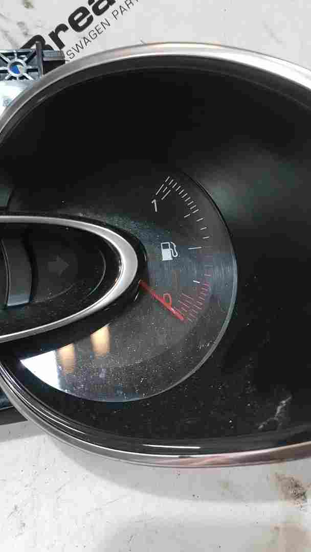 Thumb 4 Renault Clio MK4 2013-2019 Instrument Panel Dials Clocks RED Arms 248101259R