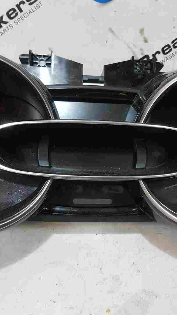 Thumb 5 Renault Clio MK4 2013-2019 Instrument Panel Dials Clocks RED Arms 248101259R