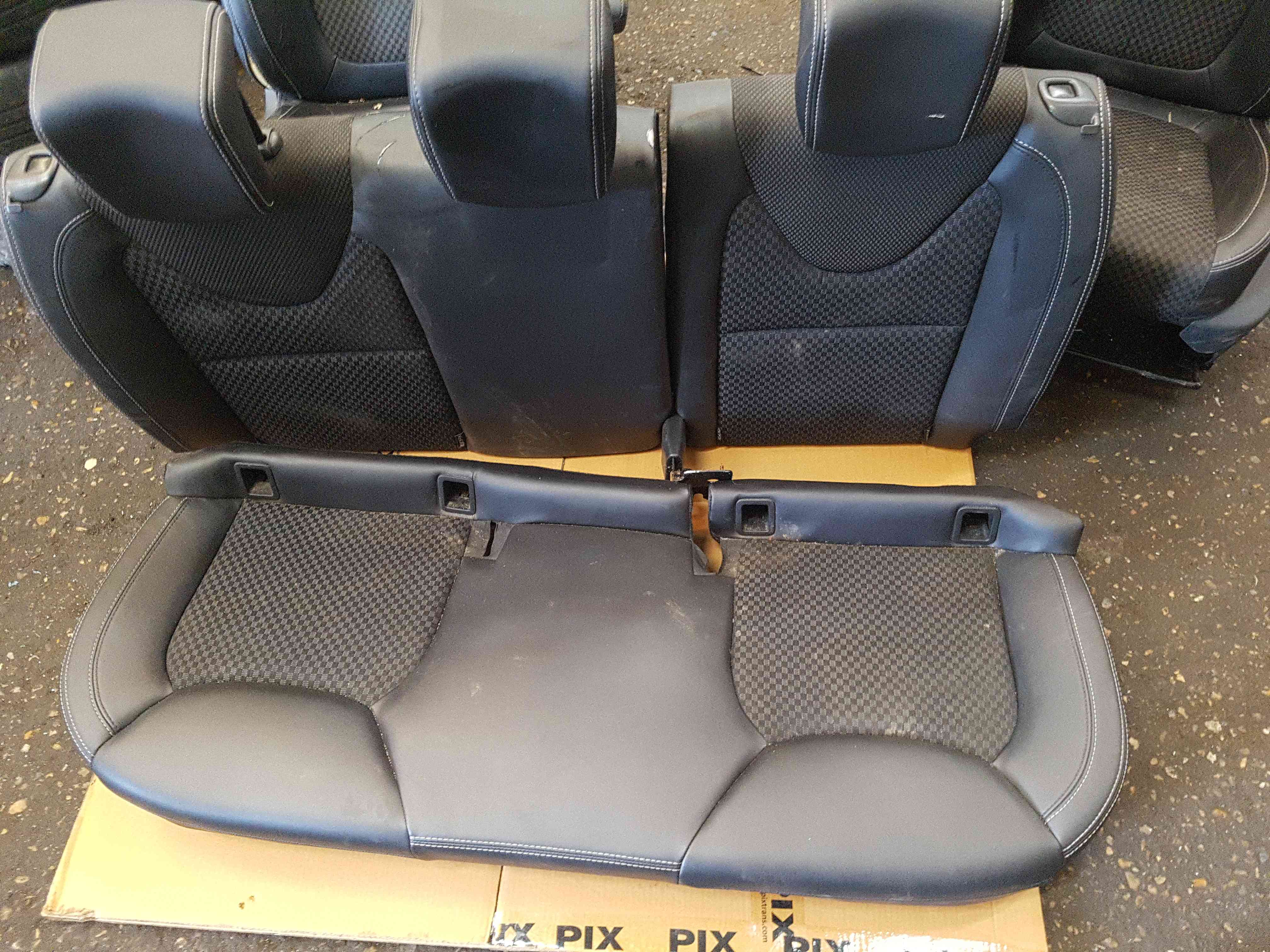 Thumb 7 Renault Clio MK4 2013-2019 Interior Seats Chairs Bench Half leather