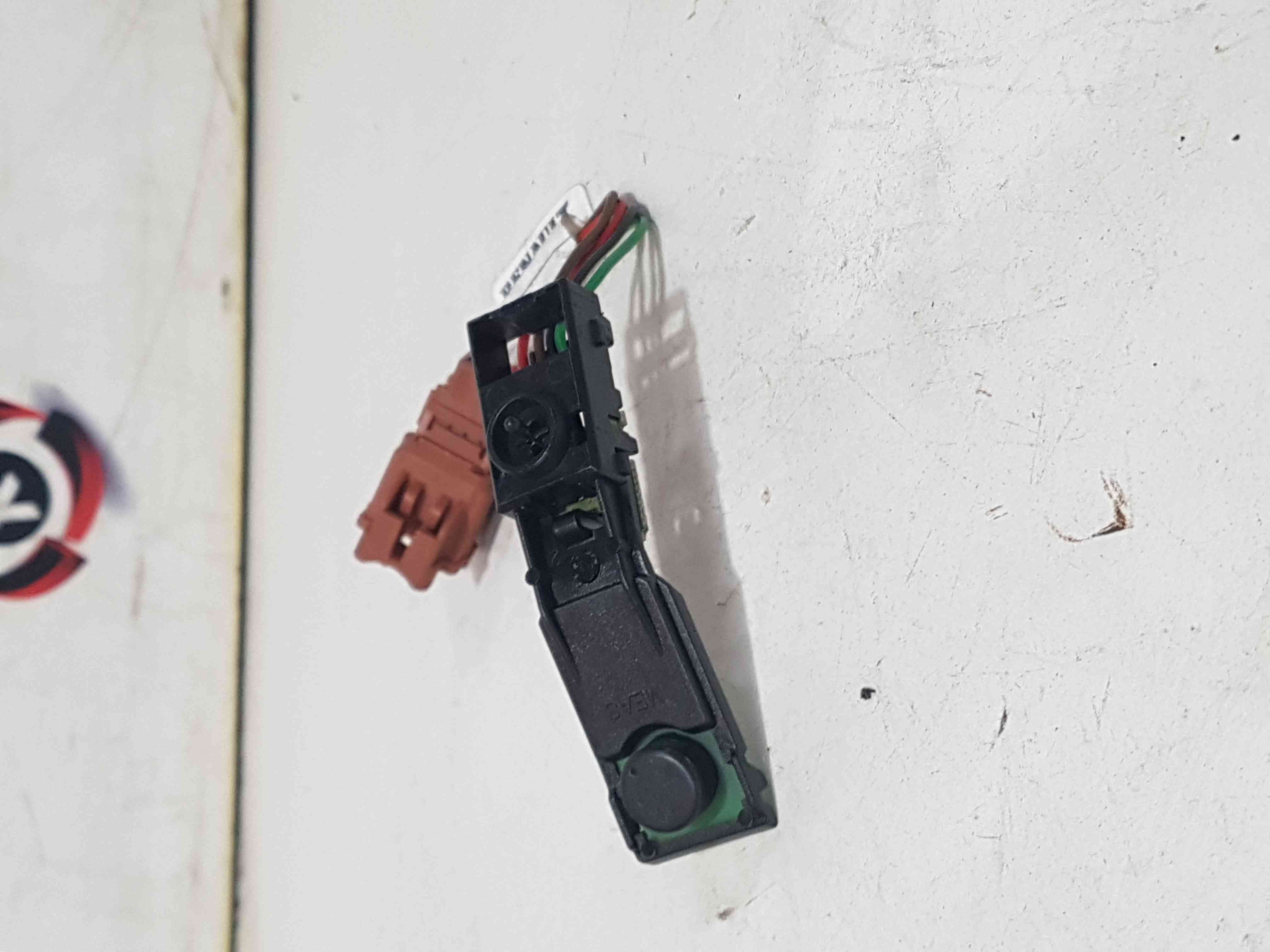 Thumb 6 Renault Clio MK4 2013-2019 Interior Temperature Sensor 285356725R 963296434R