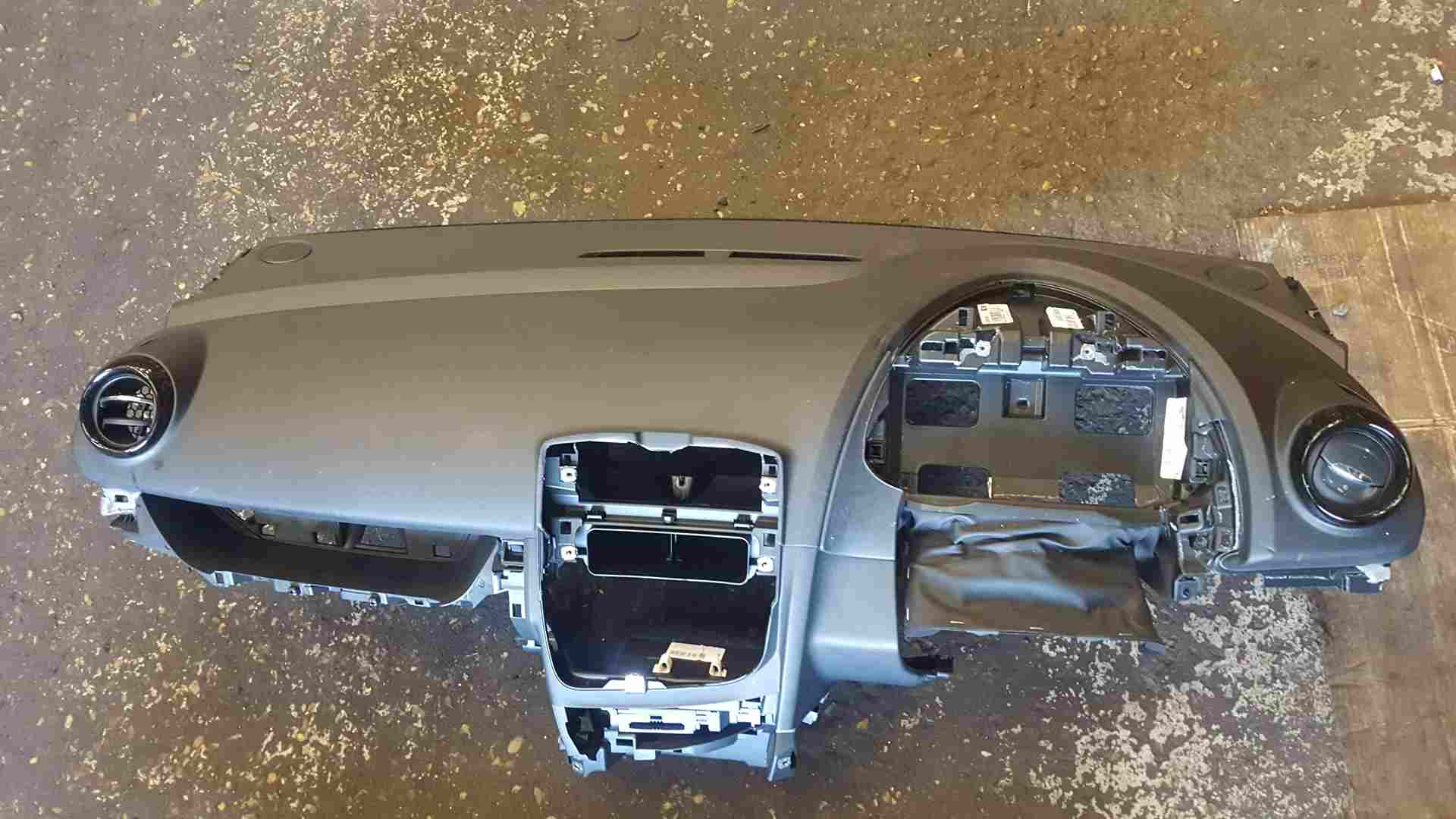 Thumb 6 Renault Clio MK4 2013-2019 Main Dashboard Airbag KIT + Ns BAG