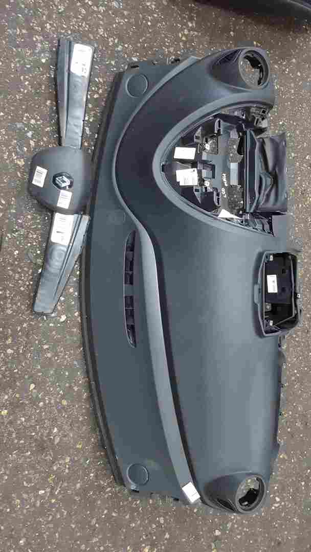 Thumb 2 Renault Clio MK4 2013-2019 Main Dashboard Airbag Kit 985H16834R
