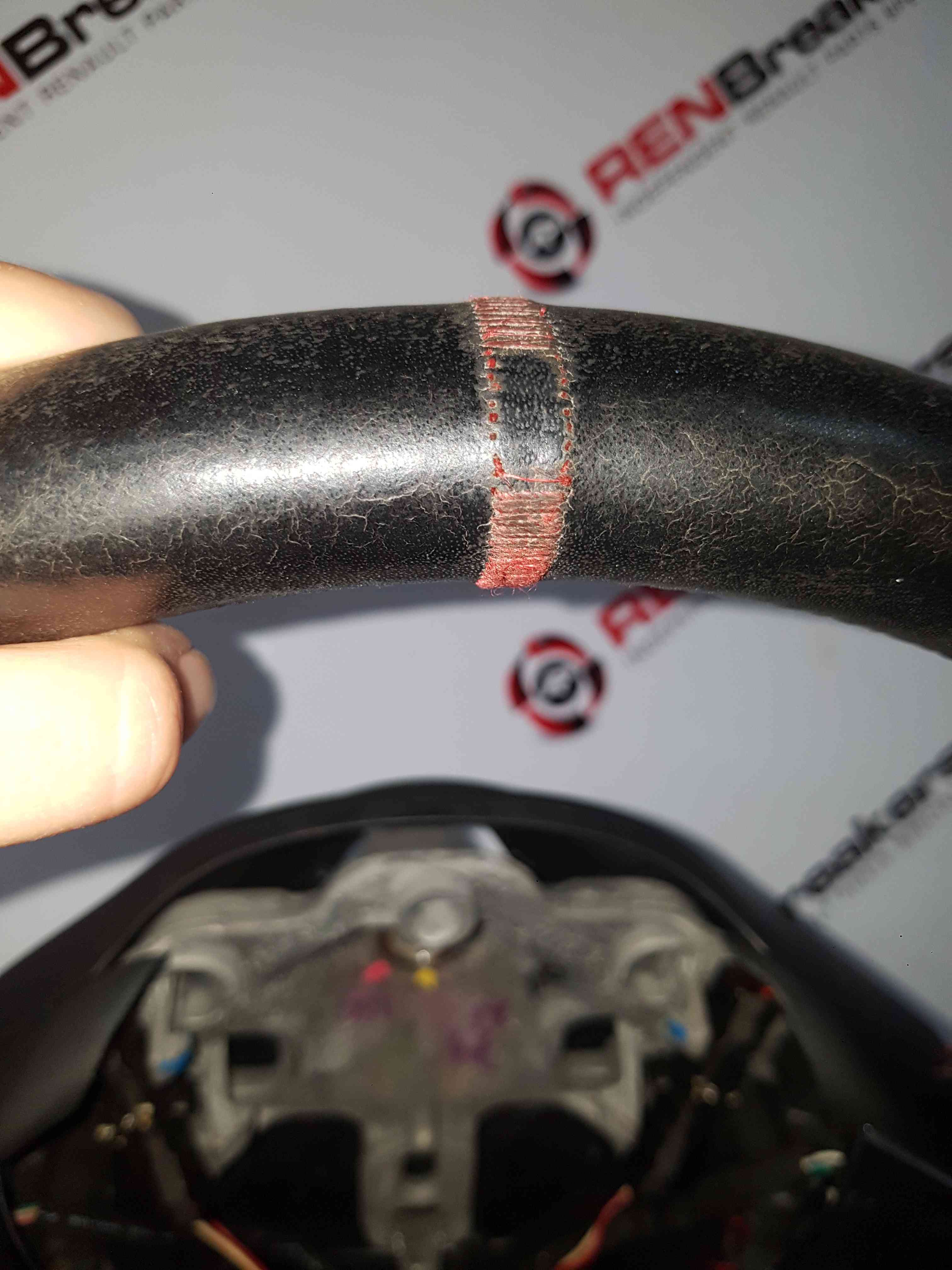 Thumb 10 Renault Clio MK4 2013-2019 Multifunction Steering Wheel Cruise Control
