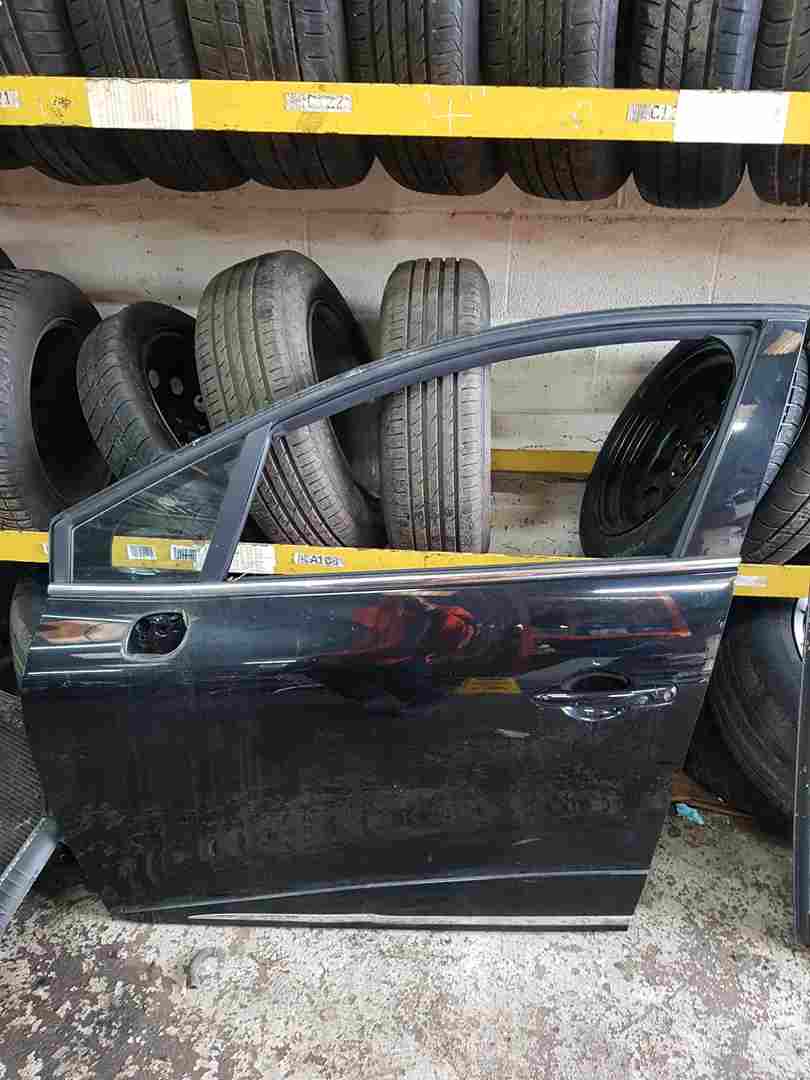 Renault Clio MK4 2013-2019 Passenger NSF Front Door Black Tegne