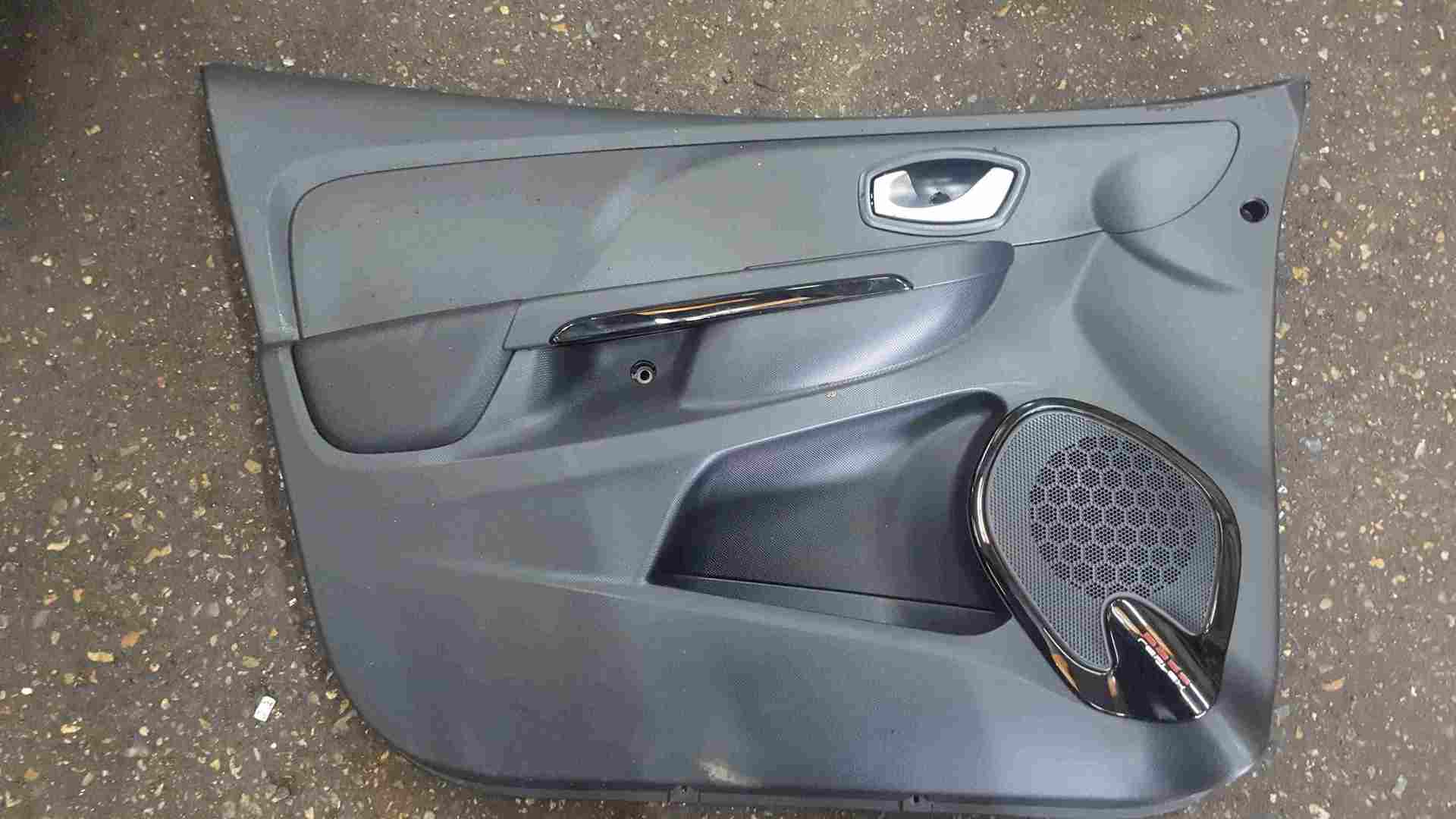 Thumb 3 Renault Clio MK4 2013-2019 Passenger NSF Front Door Card Insert