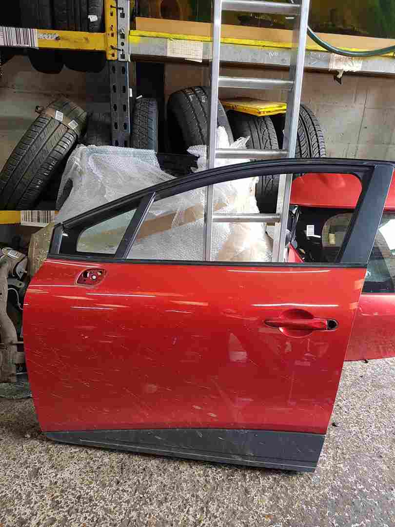 Renault Clio MK4 2013-2019 Passenger NSF Front Door RED Tennp