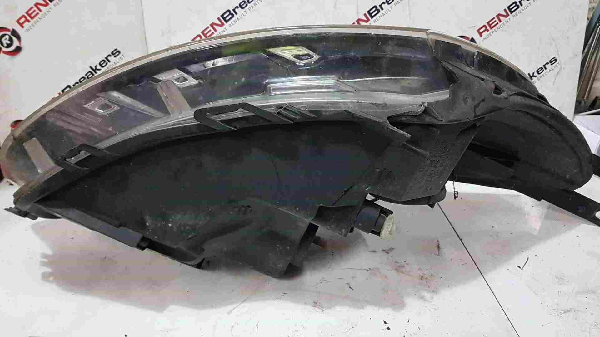 Thumb 3 Renault Clio MK4 2013-2019 Passenger NSF Front Headlight Spares 260606688R
